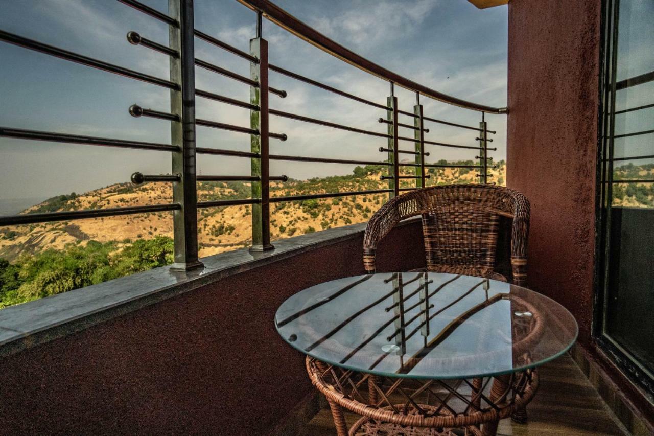 Pooja Villa Suites-Rooms And Pool, Igatpuri Zewnętrze zdjęcie
